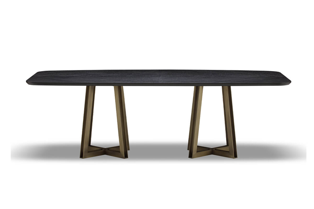 Chloe Table